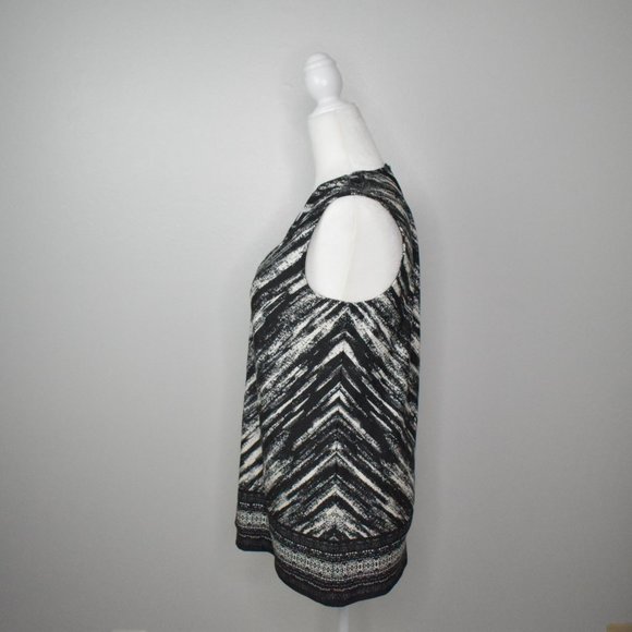 NWT 89th & Madison Sleeveless Blouse Black White S - Picture 3 of 9